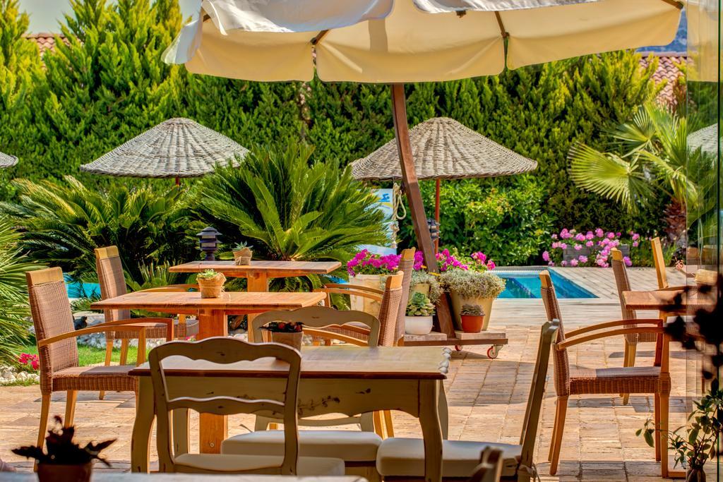Alacati Kapari Hotel - Special Category Exterior photo