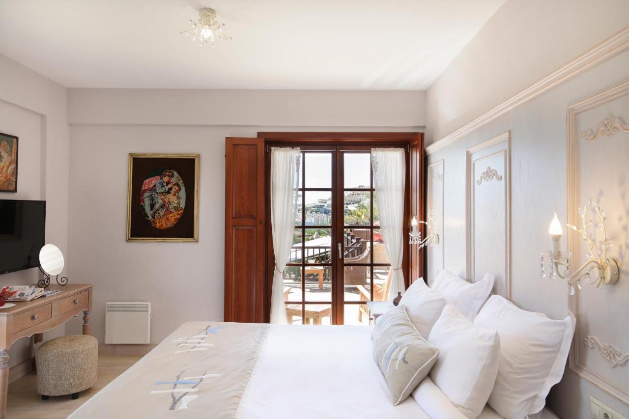 Alacati Kapari Hotel - Special Category Exterior photo